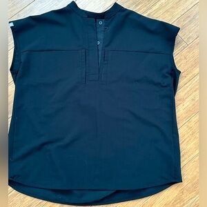 Figs women’s scrub top